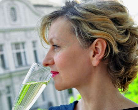 „Mintha nem látnának” – a társadalmi láthatatlanság 50 felett